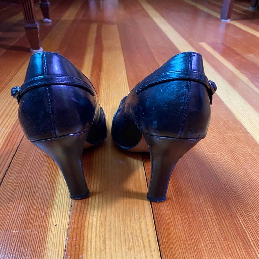 Kenneth Cole Leather Heels, size 7.6 - Picture 3 of 8